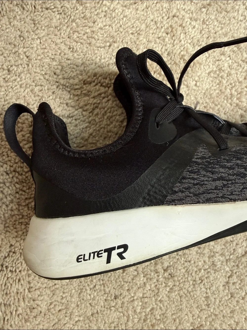 Nike Elite TR Cross Training Sneakers Women’s Size 8